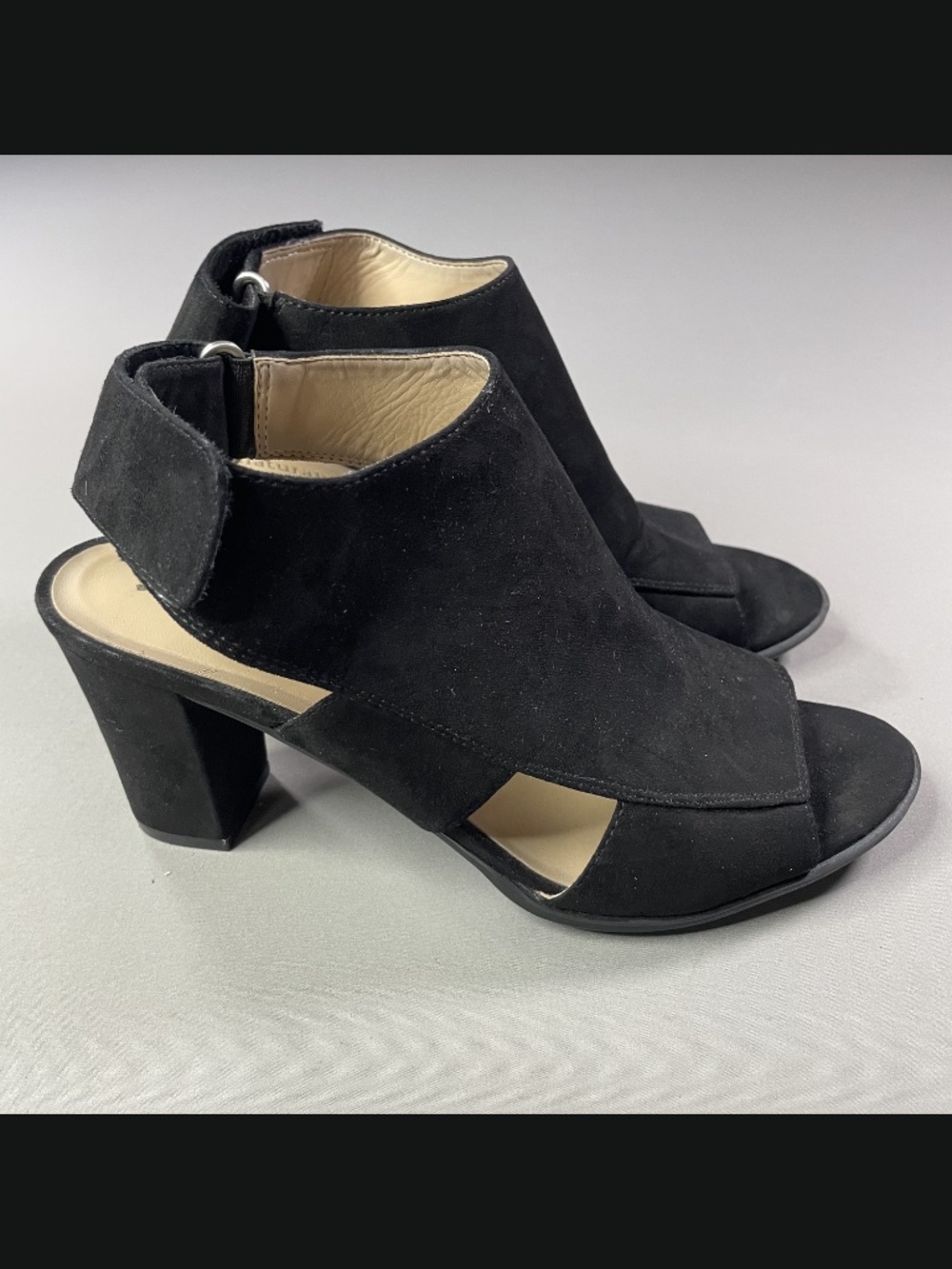 Naturalizer Shoes Womens 8.5 black faux suede ankle heels boho indie lucky - Picture 2 of 11